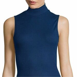 Belle + Sky Ribbed Mock Neck Tank Top Small Minimalist Stretch Top